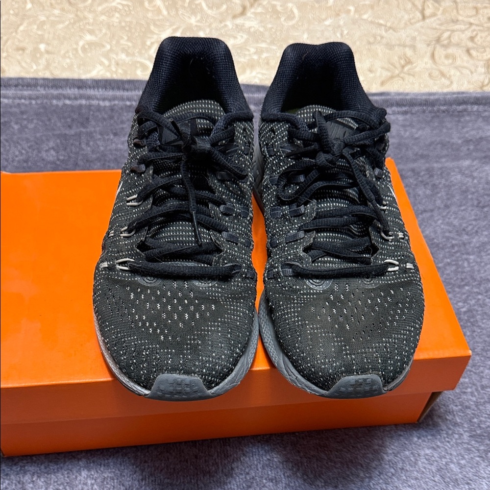 Black Nike Zoom Pegasus Running Shoes